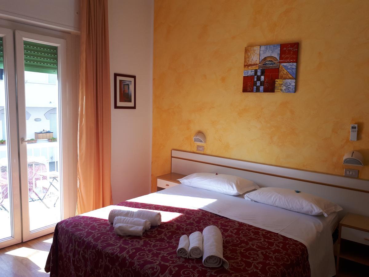 Hotel Ottavia Rimini Luaran gambar